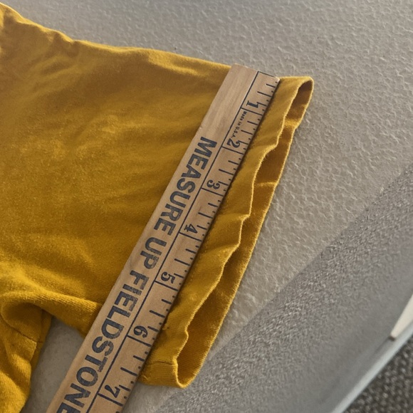 Levi’s size medium T-shirt Tee cute, frog outline, drawing on back and front - Picture 15 of 17